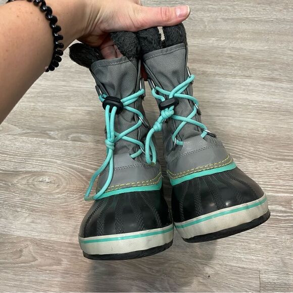 Sorel YOUTH YOOT PAC NYLON BOOT Waterproof Snow Boots in Gray Blue Sherpa Wool - Picture 11 of 12